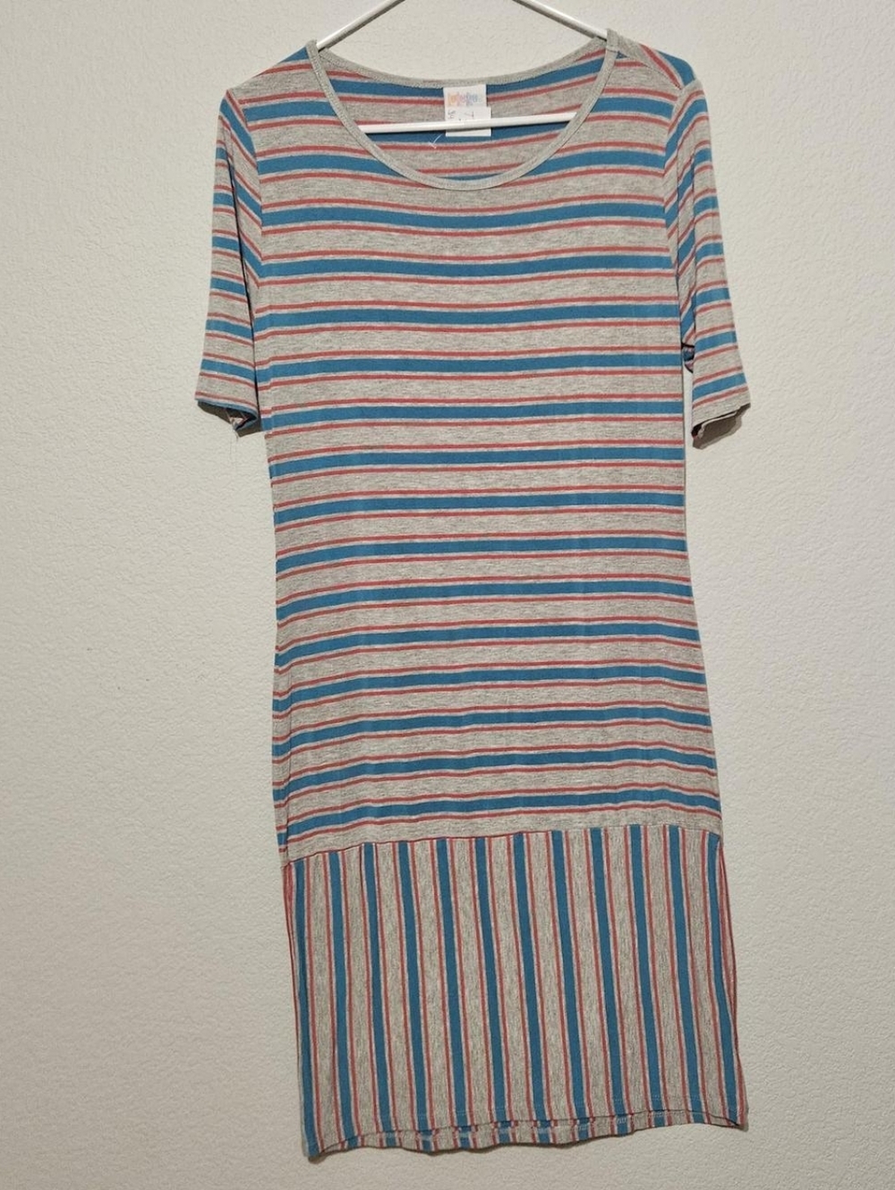 Large Grey, Blue And Red LuLaRoe Dress